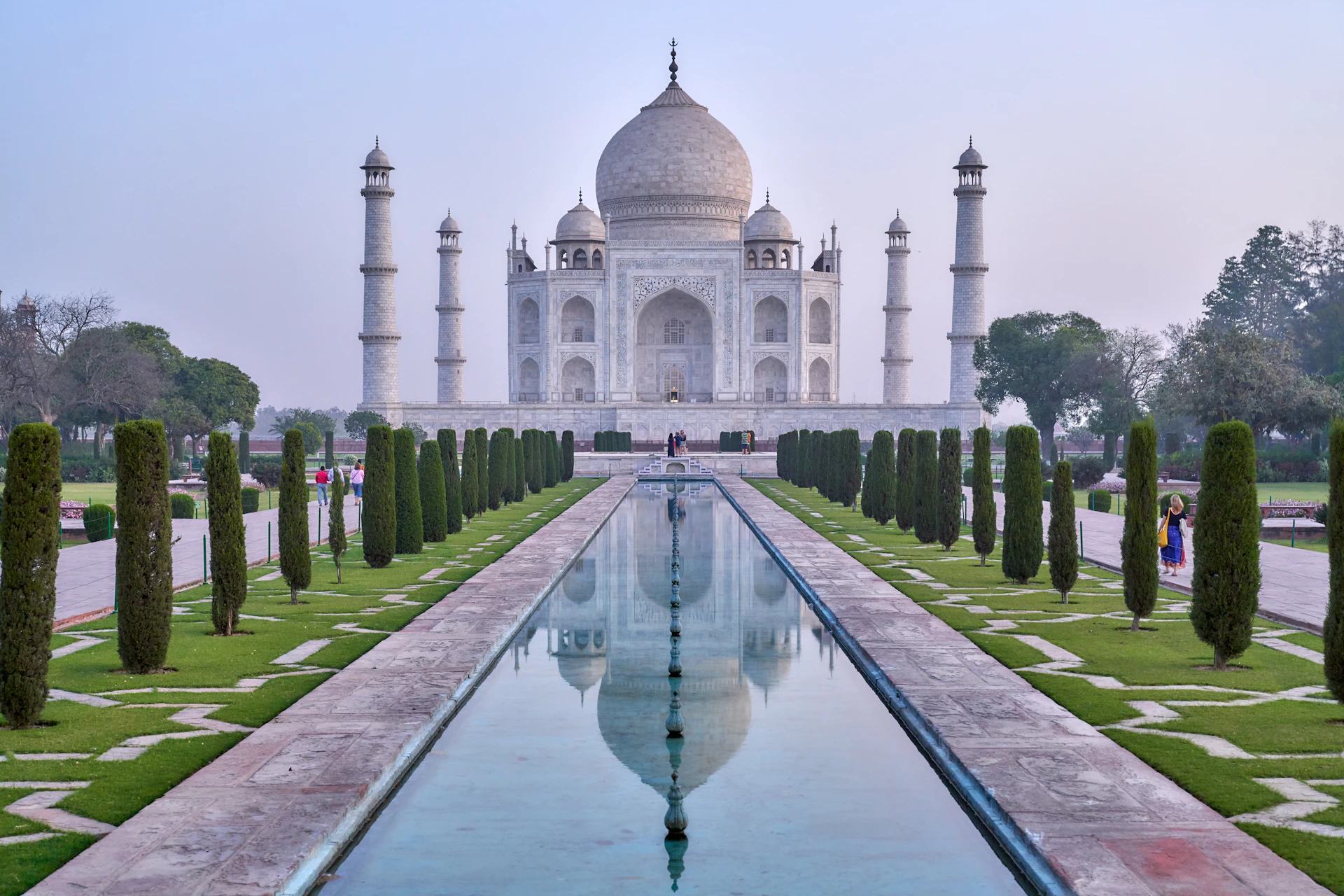 Explore Your Dream Trip Hero
